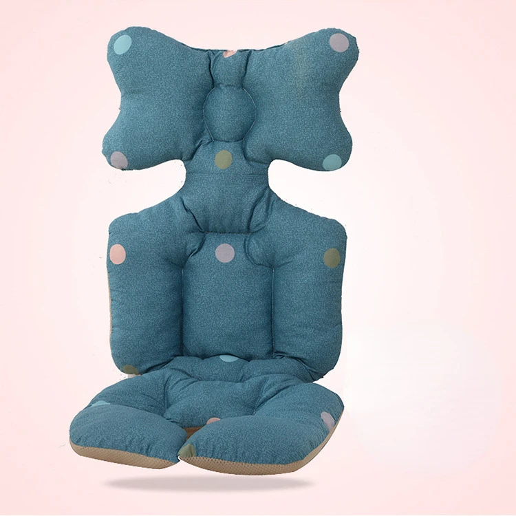 Poduszka do siedzenia wózka Po – Infant Car Seat Cover recenzja i cena